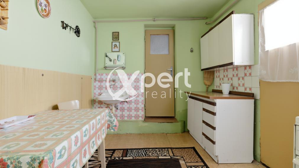 Starší rodinný dom vo vyhľadávanej obci Čierny Brod