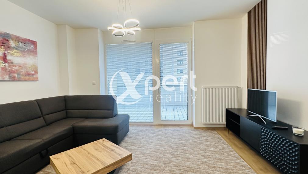 NOVINKA. 2 - Izbový byt na prenájom s parkovacím miestom