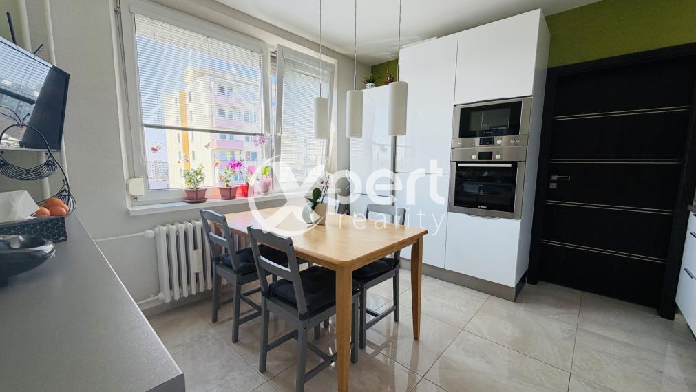 Na predaj slnečný 3 izbový byt v obľúbenej lokalite