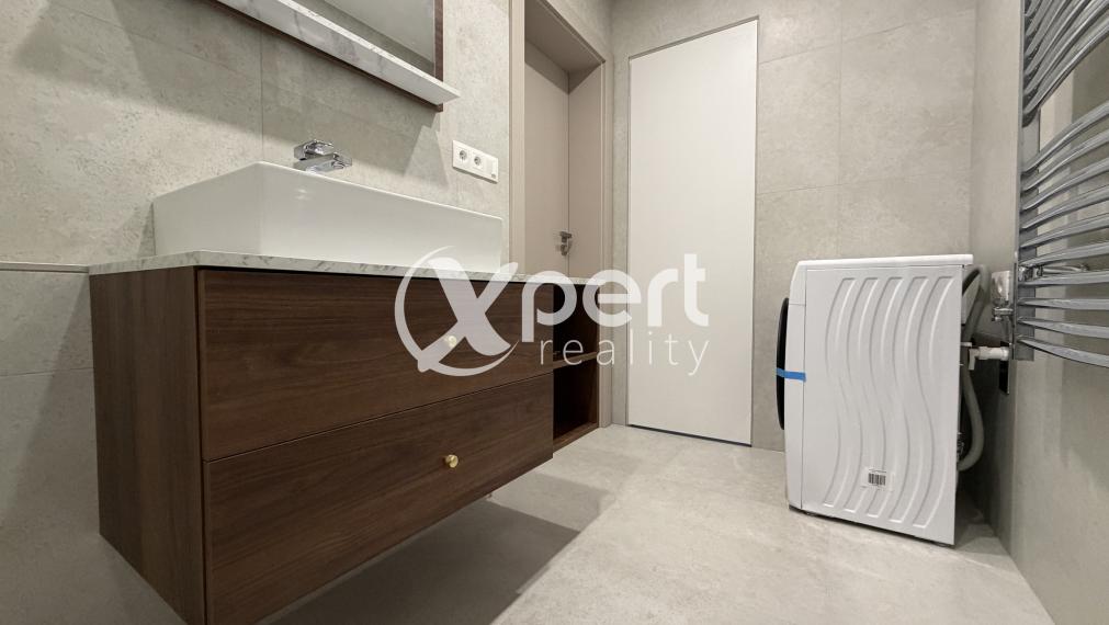 PRENÁJOM. Dizajnový 2Izbový byt pripravený na nasťahovanie