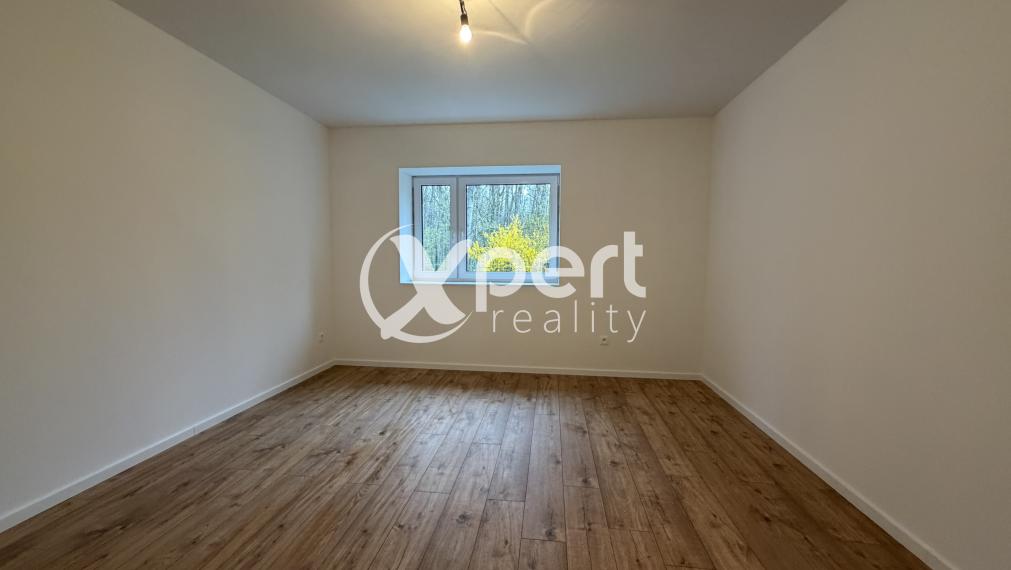 Na predaj rodinný dom v pokojnej lokalite obce Tomášikovo