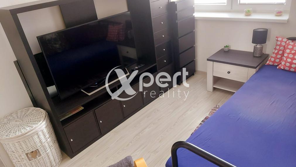 Prenájom 2x zariadená  izba v RD Hviezdoslavov