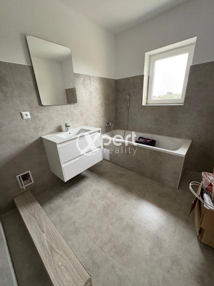 Pripravujeme na prenájom zariadený 3i byt v obci Potônske Lúky okres DS