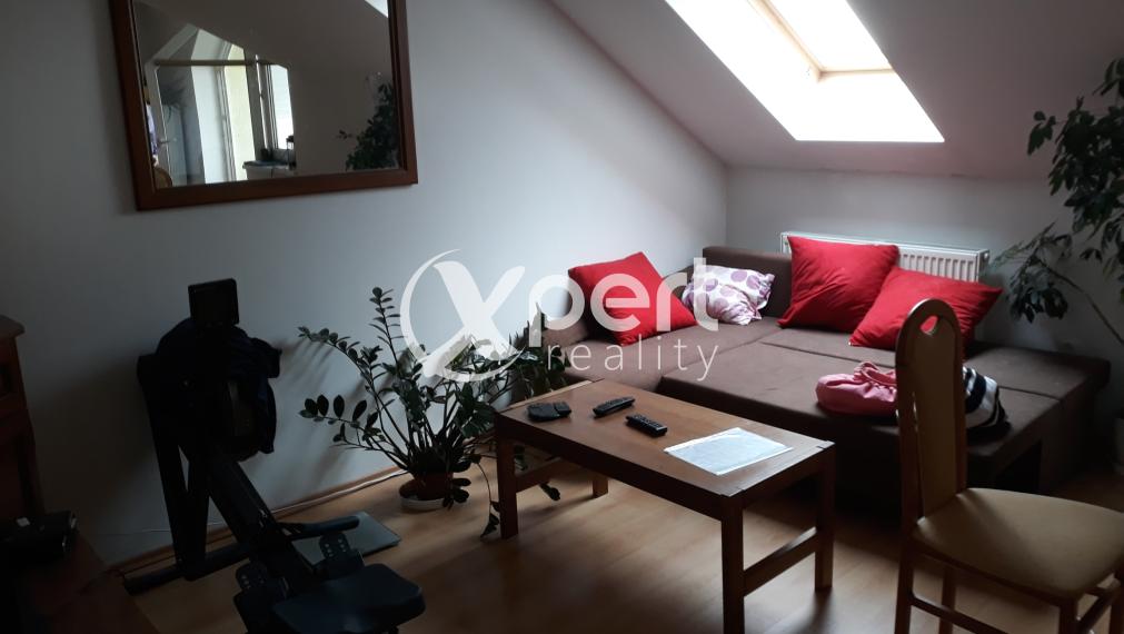 Predaj 1izbový byt s balkónom, (44m2), na Hlbokej ul. v Šamoríne