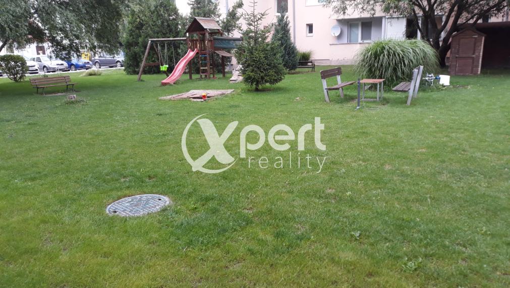 Predaj 1izbový byt s balkónom, (44m2), na Hlbokej ul. v Šamoríne