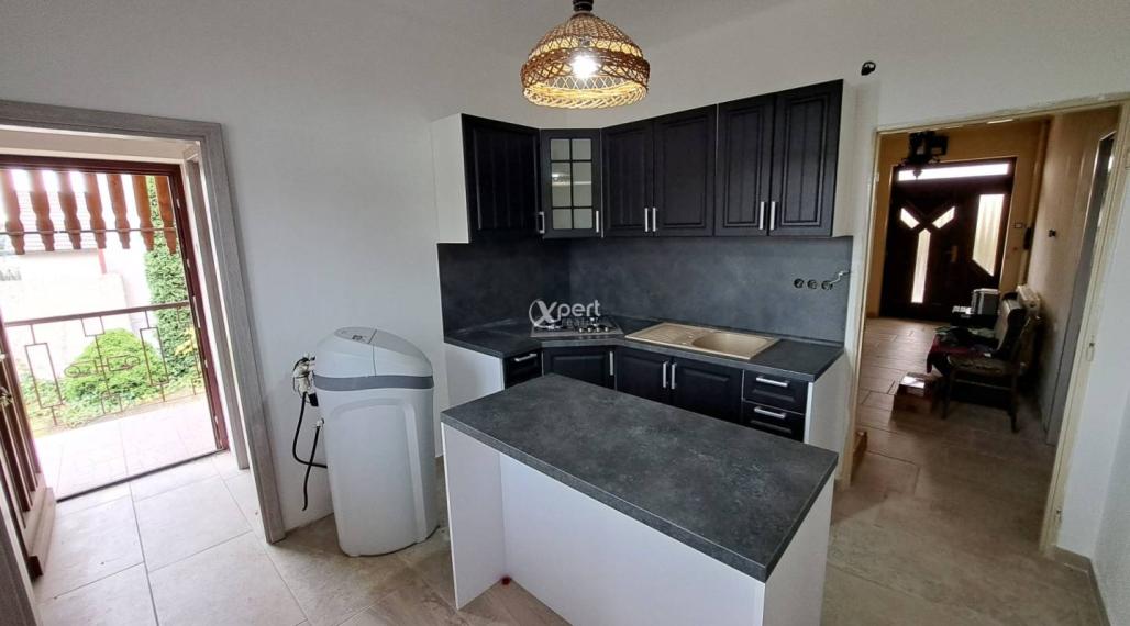 5-izbový r. dom, 250 metrov od Thermalparku DS