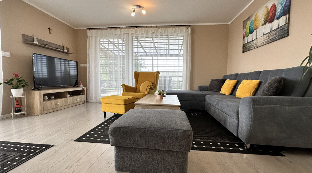 KRÁSNY DOM S MNOHÝMI BENEFITMI NA PREDAJ