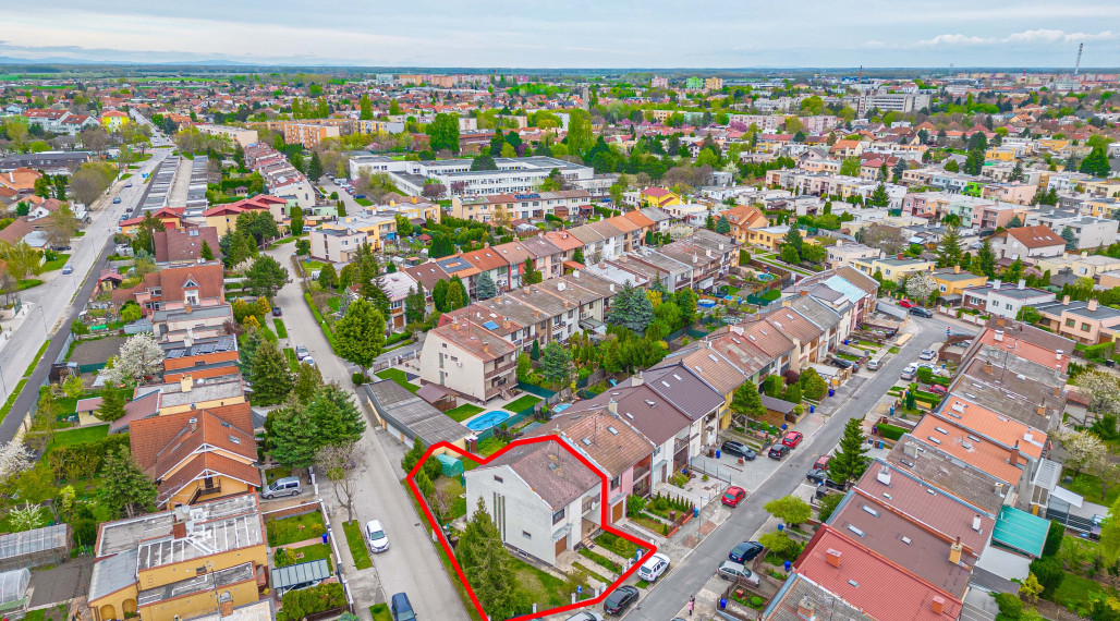 PREDAJ - 5 izbový rodinný dom Dunajská Streda
