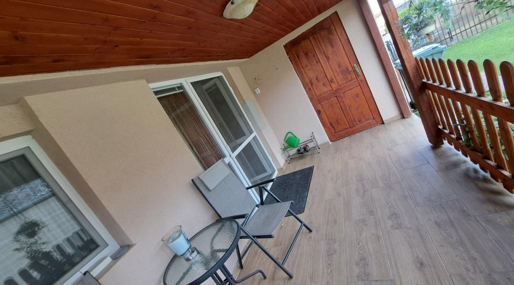 Dvojgeneračný rodinný dom na veľkorysom pozemku, Vrakúň