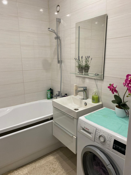 3 izbový byt na 2.poschodí s výťahom