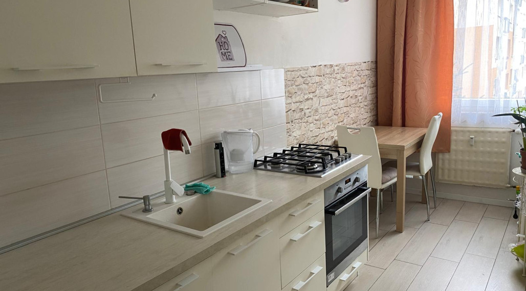 3 izbový byt na 2.poschodí s výťahom