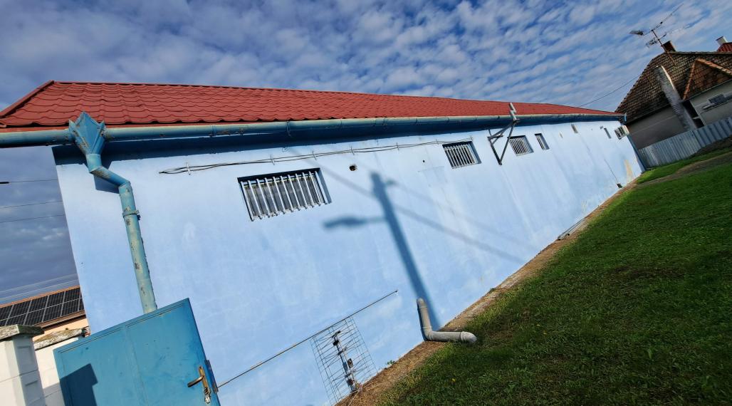 Skladovacie obchodné a reštauračné priestory