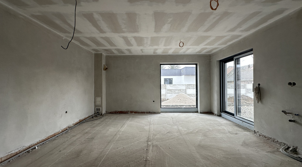 NOVOSTAVBA 4- IZBOVÉHO RODINNÉHO DOMU