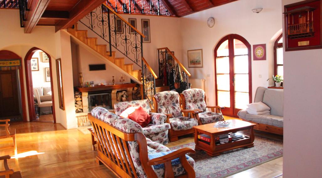 Rodinný dom v španielskom štýle v obci Trhová Hradská