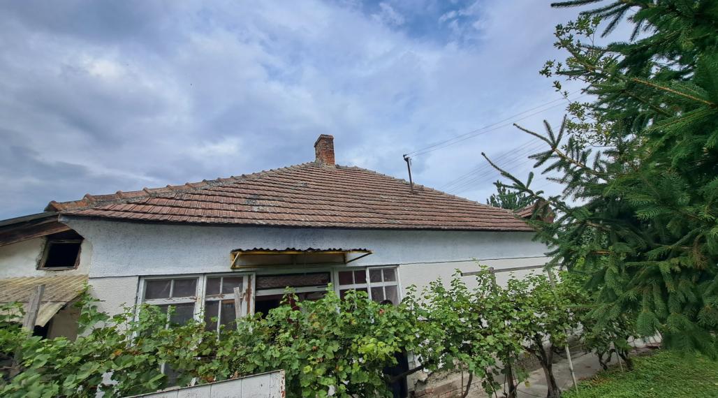 3 izbový DOM v hraničnej dedine Medveďov