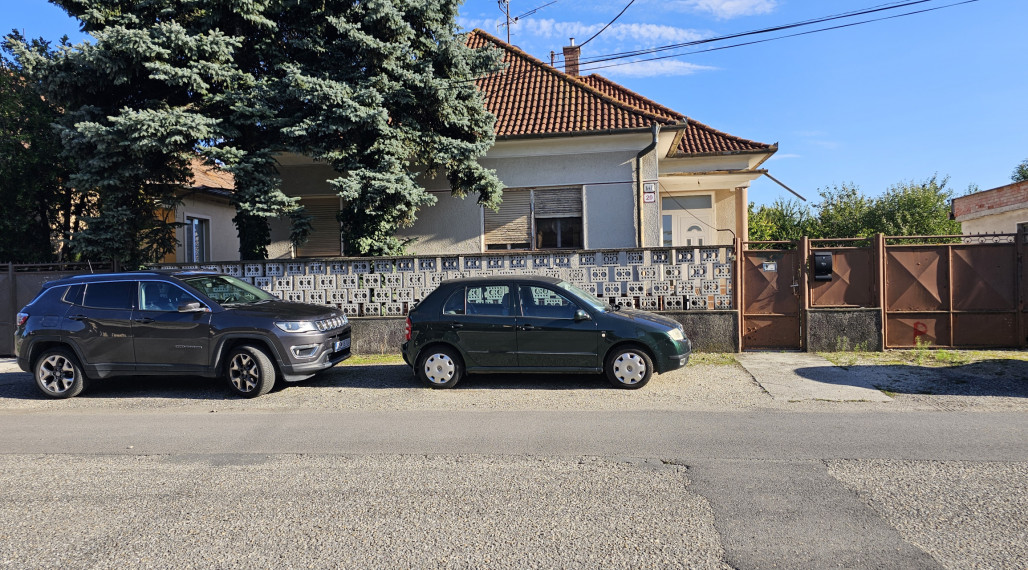 3-izb. RODINNÝ DOM S GARÁŽOU na 1211m2 POZEMKU