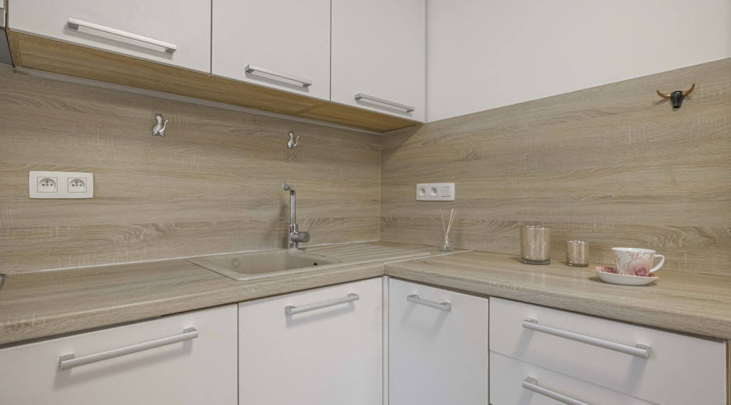 REZERVOVNÉ. 3 IZBOVÝ BYT NA PREDAJ AJ SO ZARIADENÍM