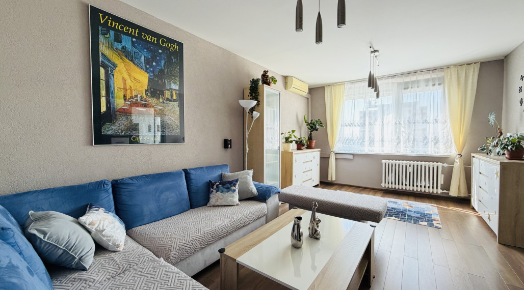 Slnečný 3 izbový byt v obľúbenej lokalite na predaj