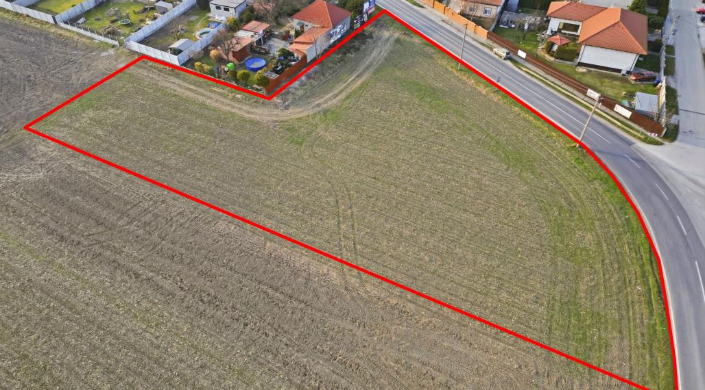INVESTIČNÁ PRÍLEŽITOSŤ – STAVEBNÝ POZEMOK 2 992 m²