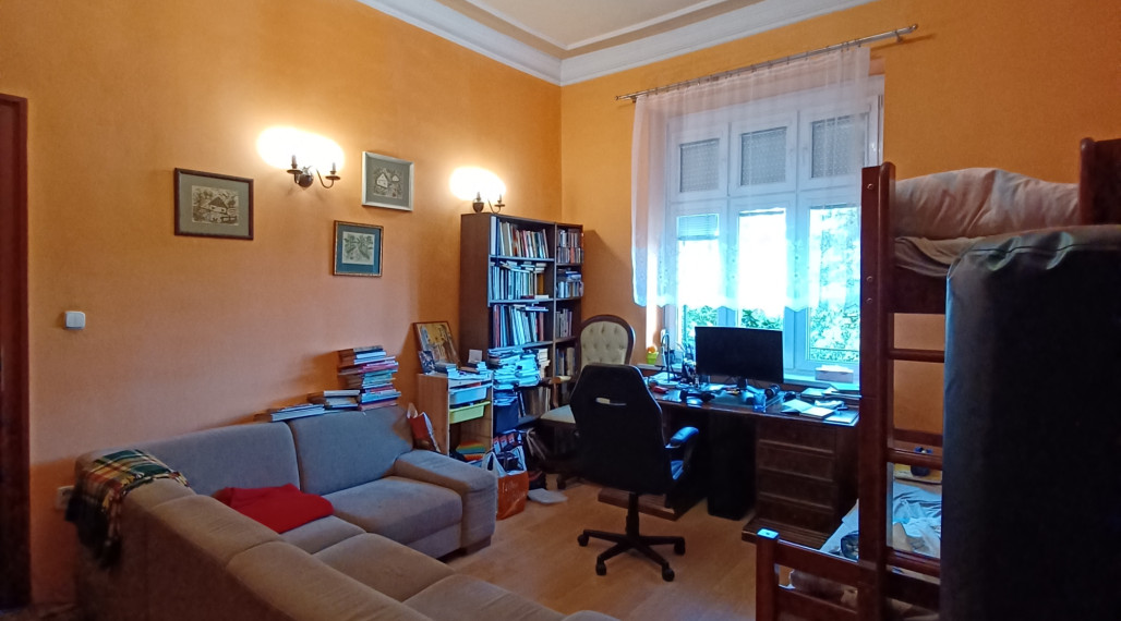 Prenájom – veľkometrážny 3 izbový byt s atmosférou Starého Mesta - Staré Mesto, Štefánikova ulica