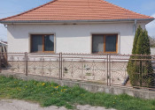 Nasťahujte sa bez starostí, bez nutnosti rekonštrukcie! 4 izbový rodinný dom s garážou v Gabčíkove - fotografia 4