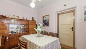 Starší rodinný dom vo vyhľadávanej obci na predaj - fotografia 5