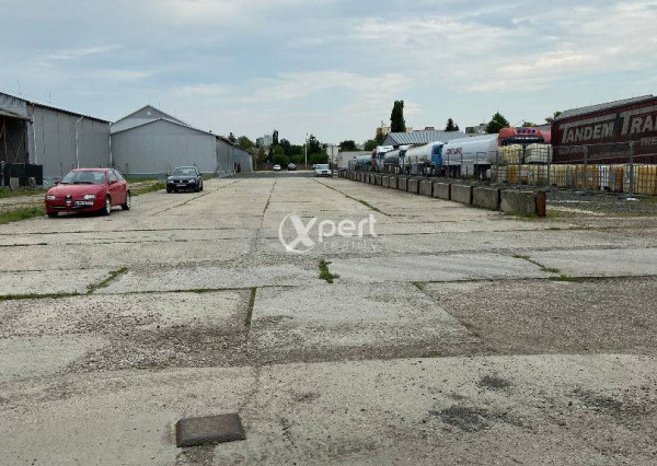 Spevnené plochy, garáže, parkoviská na prenájom v meste Galanta