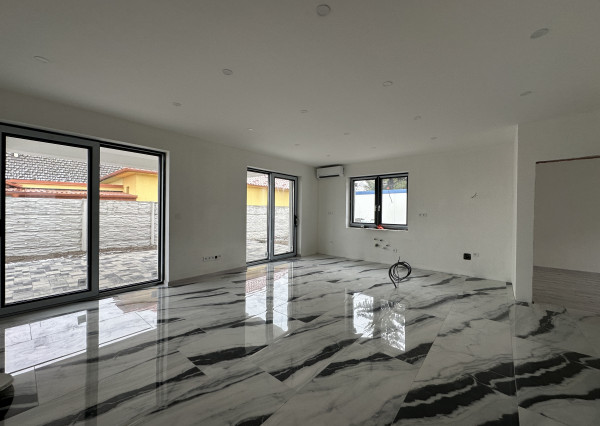 4-IZBOVÝ RODINNÝ DOM NA PREDAJ V OBCI ŽIHÁREC