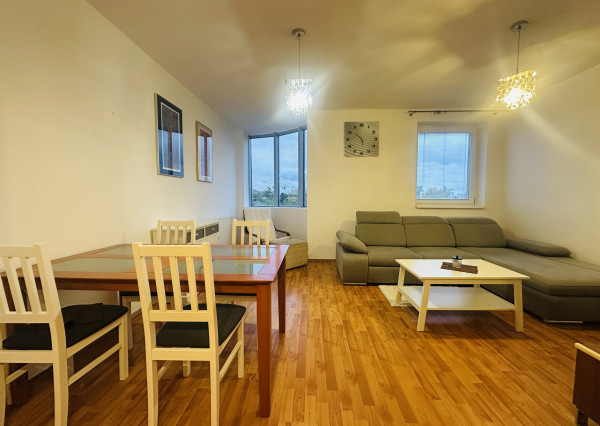 2-izbový byt na prenájom v centre Galanty s garážovým státím