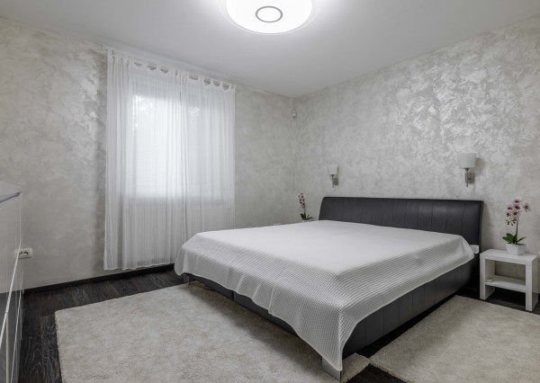 MODERNÝ DIZAJN A VEĽKOLEPÝ PRIESTOR