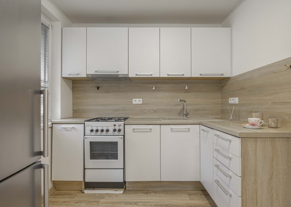 3 IZBOVÝ BYT NA PREDAJ AJ SO ZARIADENÍM