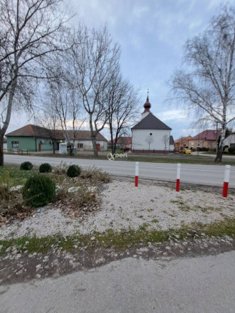 3-izbový starší RD. s garážou - fotografia 7