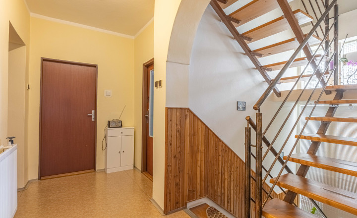 PREDAJ - 5 izbový rodinný dom Dunajská Streda - fotografia 12