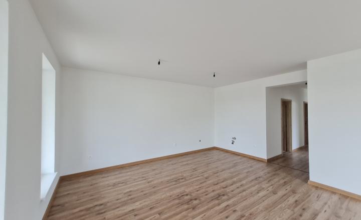 PREDAJ, štandardný - skolaudovaný - samostatný 4 izbový rodinný dom v DS - fotografia 17