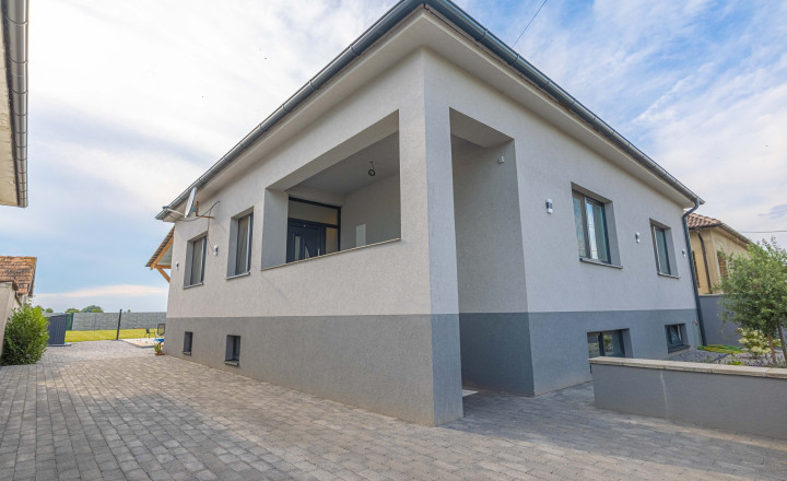 PREDAJ - 3 izbový rodinný dom Pinkove Kračany - fotografia 19