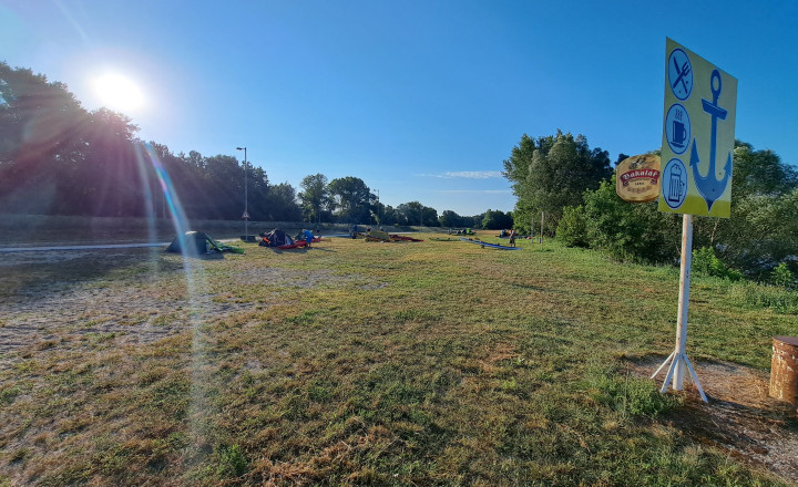 Stavebný pozemok pri DUNAJI - fotografia 11