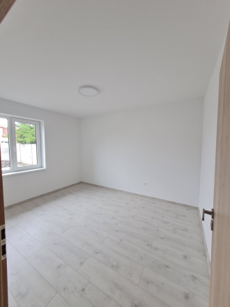 PREDAJ, 4 izb. samostatný RD v Dolnom Bare - fotografia 7