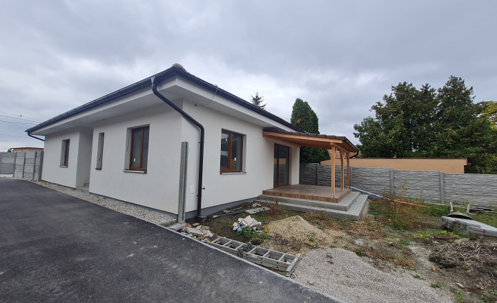 PREDAJ, 4 izb. samostatný RD v Dolnom Bare