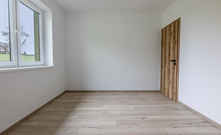 PREDAJ - 3 izbový dvojdom Šipošovské Kračany - fotografia 13