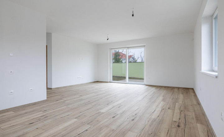 PREDAJ - 3 izbový dvojdom Šipošovské Kračany - fotografia 10