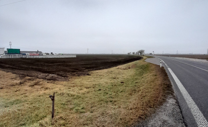 Predaj priemyselný pozemok 3500m2 kataster Oľdza okres DS - fotografia 3