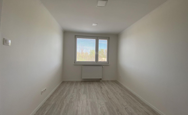 REZERVOVANÉ   119 990,- € Ponúkam na predaj kompletne prerobený 3 izbový  byt  s loggiou  v Dunajskej  Strede - fotografia 14