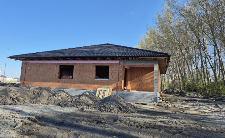 PREDAJ, 4 izbový RD s dvomi bytovými jednotkami v Dunajskej Strede - fotografia 6