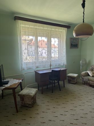 PREDAJ - 3 izbový rodinný dom vo vyhľadávanej lokalite Dunajskej Stredy - fotografia 6