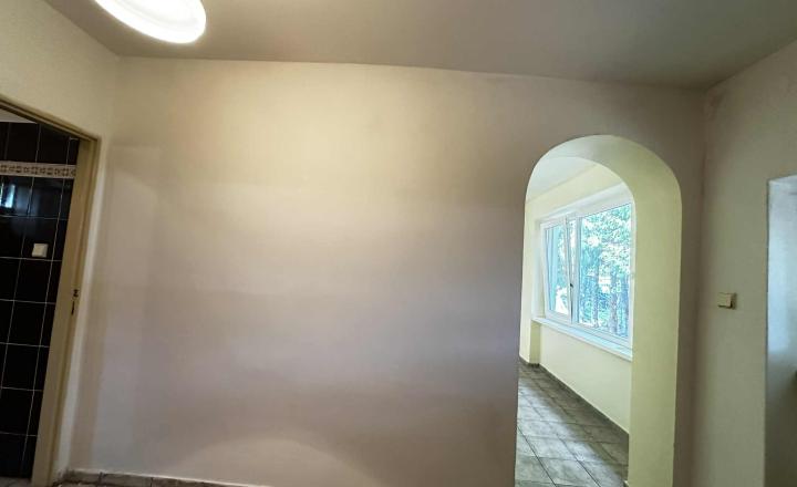 NOVÁ CENA / 140 000,- € Na predaj 3 izbový rodinný dom  s altánkom , s garážou a s krbom v tichej a pokojnej  lokalite v  obci Malé Dvorníky - fotografia 25
