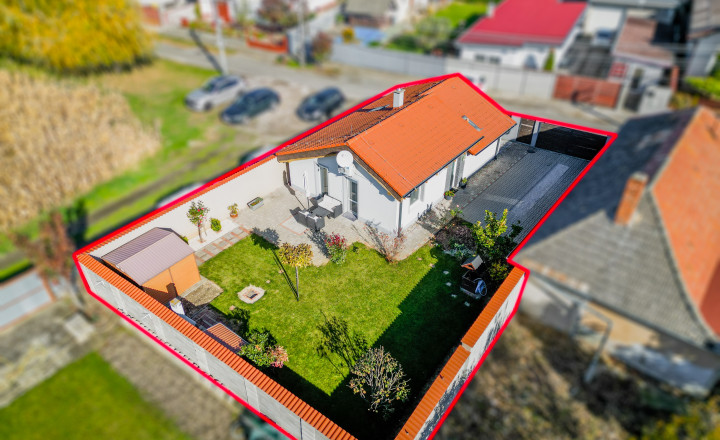 REZERVOVANÝ.Rodinný dom na predaj, pokoj, pohodlie a skvelá dostupnosť - fotografia 2