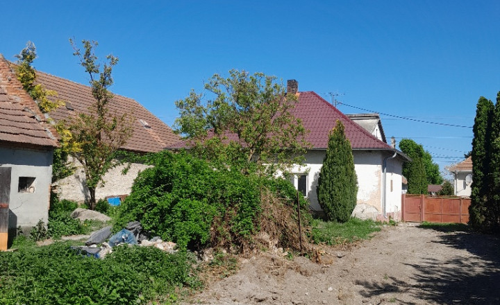 Predaj starší 3i RD v Obci Holice časť Beketfa okres DS