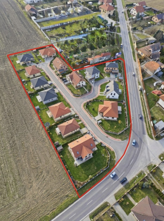 INVESTIČNÁ PRÍLEŽITOSŤ – STAVEBNÝ POZEMOK 2 992 m² - fotografia 2