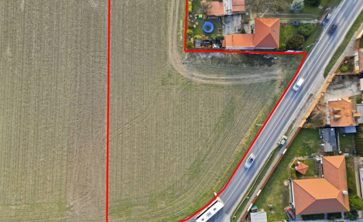 INVESTIČNÁ PRÍLEŽITOSŤ – STAVEBNÝ POZEMOK 2 992 m² - fotografia 1