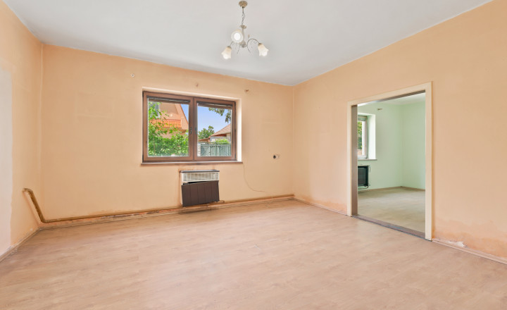 REZERVOVANÝ, Rodinný dom v centre mesta Galanta - fotografia 9